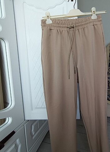 Beli bağlamali pantolon 