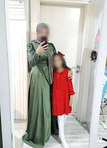 42 Beden Yağ yeşili abiye