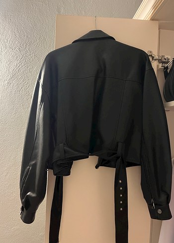 38 Beden Siyah Deri Biker Ceket, Kemerli, Fit Kesim