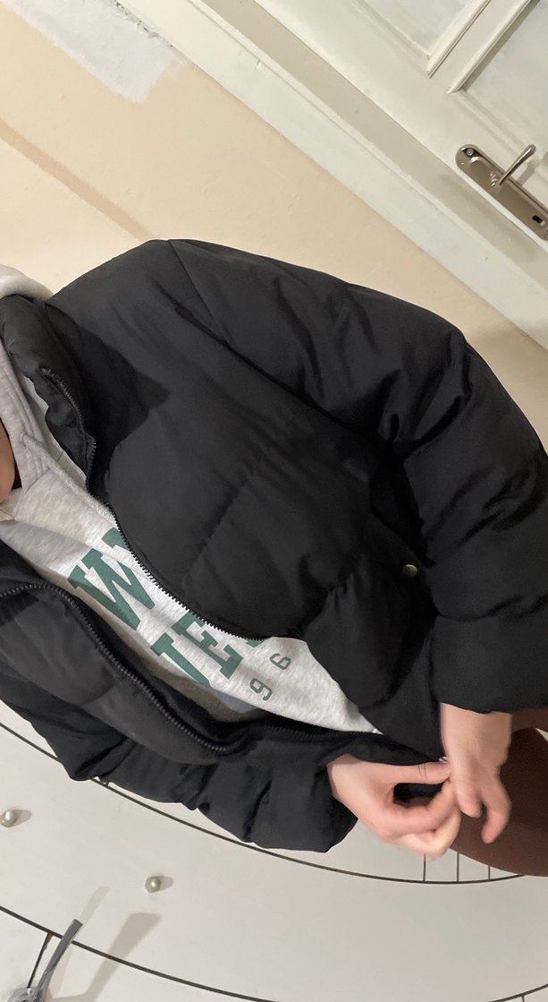 Gri Yüksek Yakalı Sokak Stili Kadın Kışlık Mont - Görsel 2