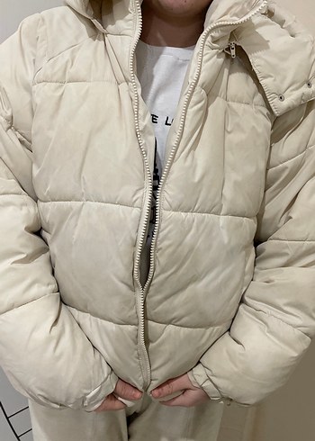 Beyaz Puff Mont, Yüksek Yaka, Midi Boy - Görsel 2