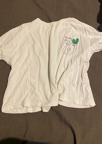 6adet tşört 200 tl - Görsel 2