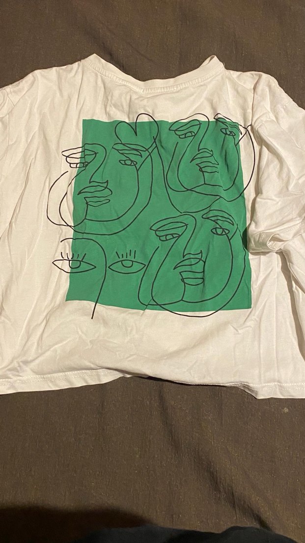 6adet tşört 200 tl - Görsel 3