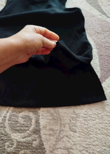 Siyah Yarım Boğazlı Kolsuz kazak. - Görsel 4