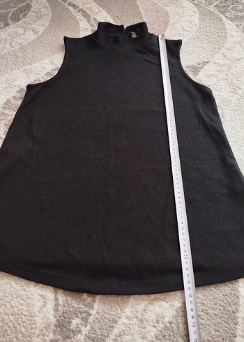 Siyah Yarım Boğazlı Kolsuz kazak. - Görsel 5