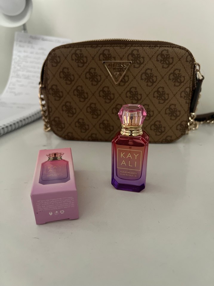 Kayali Fleur Majesty Rose Royal Kadın Parfümü 10 ml - Görsel 4