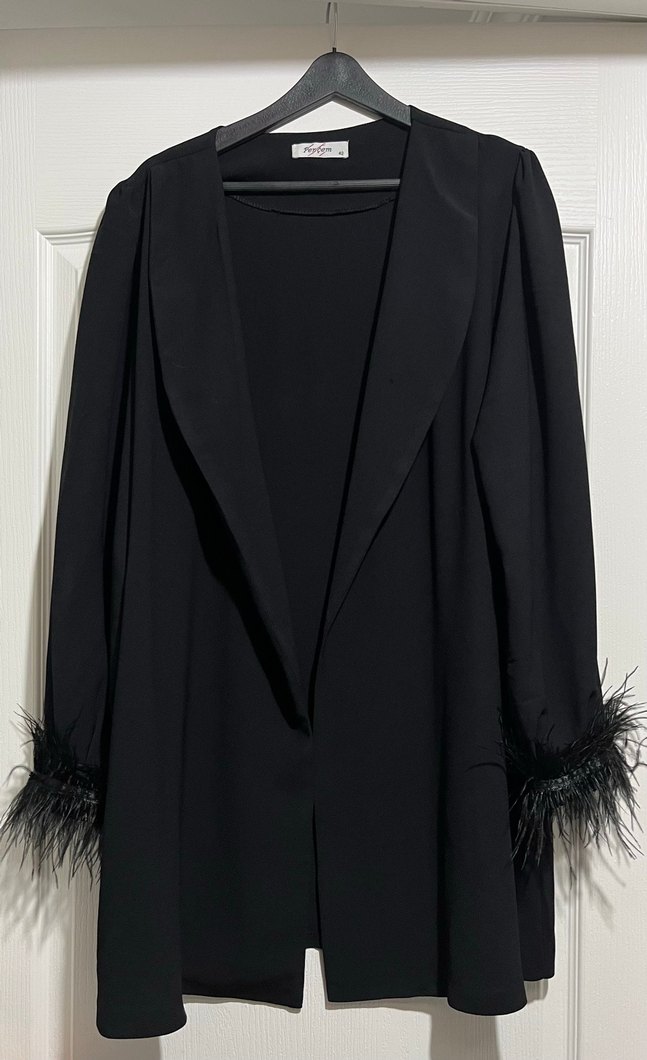 Kolu tüylü siyah blazer - Görsel 2