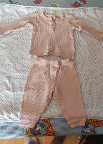 Pembe Bebek Kız Uzun Kollu Düğmeli Takım