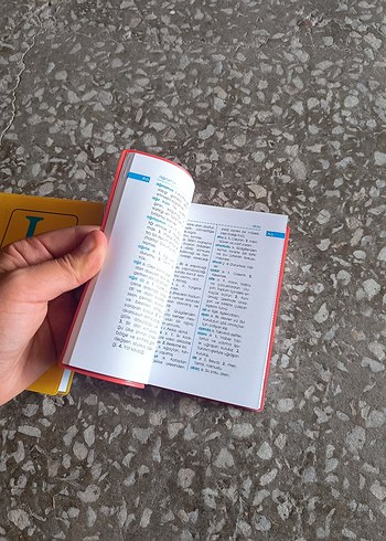 İlkokul-Ortaokul İngilizce-Türkçe Sözlük - Görsel 7