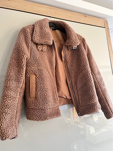H&M hm pofuduk mont
