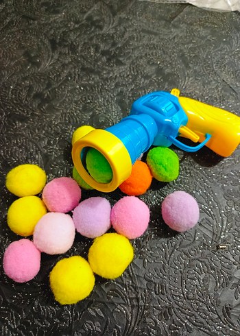 Renkli ip Top Atıcı Oyuncak Tabanca - Görsel 3