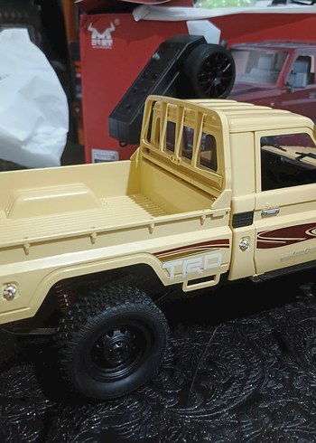 Sarı RC Oyuncak Araba Modeli - Görsel 2