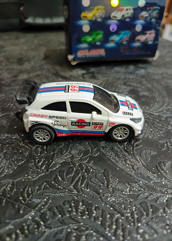 metal Beyaz Yarış Oyuncak Arabası - Görsel 3