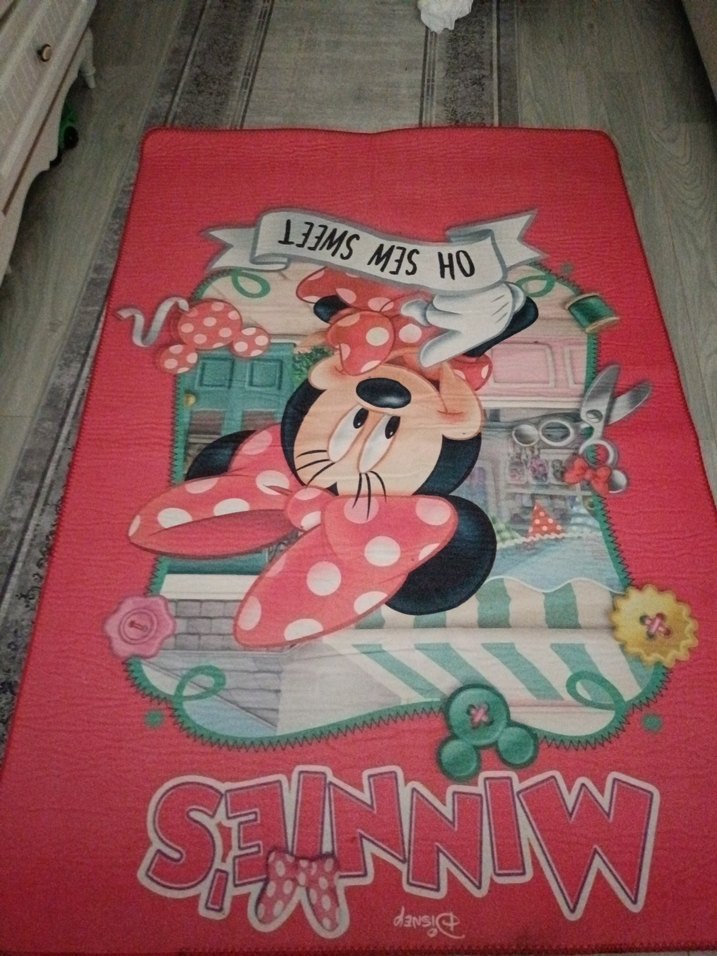 Renkli Minnie Mouse Çocuk Halısı - Görsel 2