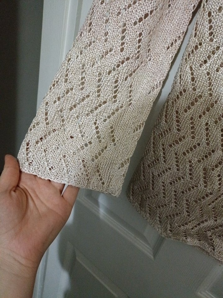 Bej V Yaka Örgü Kadın Kazak - Görsel 4