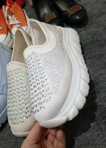 Beyaz Kadın Dolgu Topuklu Spor Ayakkabı - Görsel 2