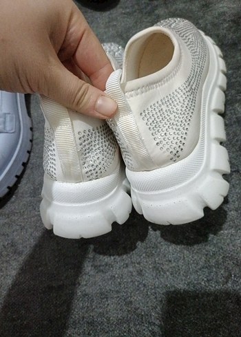 Beyaz Kadın Dolgu Topuklu Spor Ayakkabı - Görsel 8