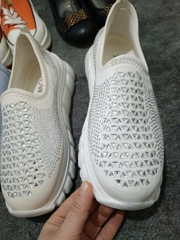 Beyaz Kadın Dolgu Topuklu Spor Ayakkabı - Görsel 3