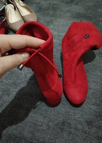 Kırmızı Süet  Topuklu Kadın Bot - Görsel 3