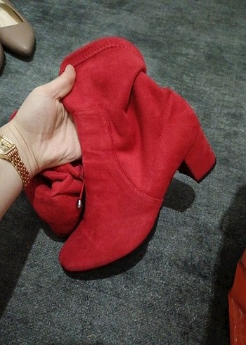 Kırmızı Süet  Topuklu Kadın Bot - Görsel 4