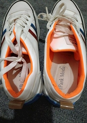 Renkli Çizgili Beyaz Kadın Spor Ayakkabı - Görsel 5