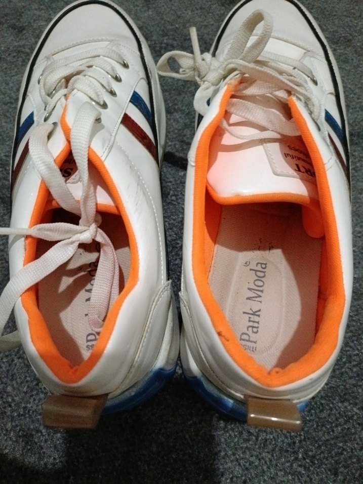 Renkli Çizgili Beyaz Kadın Spor Ayakkabı - Görsel 5