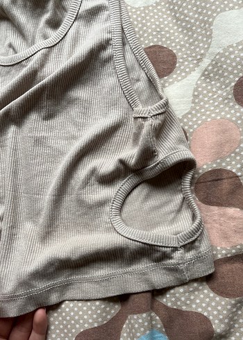 Bershka Bej Kadın Kolsuz Crop Top - Görsel 4