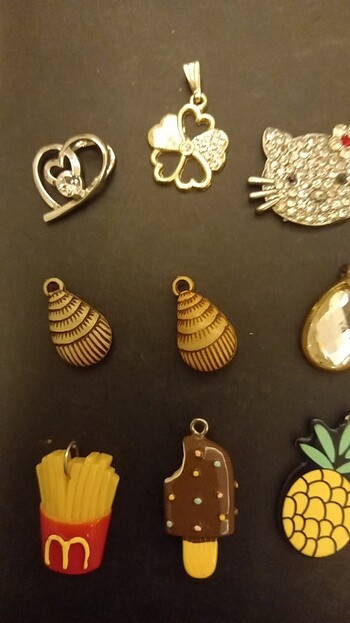 Accessorize kolye uçları