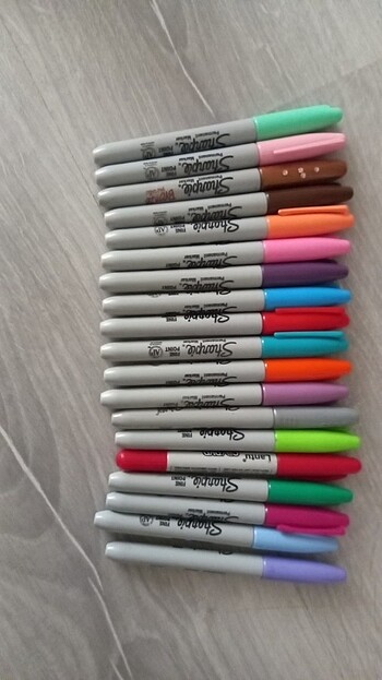 Sharpie kalemler