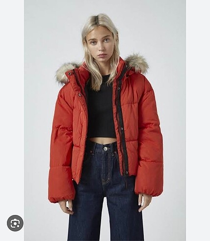 Pull bear kırmızı şişme mont