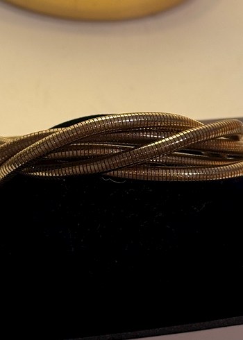 Altın Renkli Elastik Yılan Desenli Bilezik - Görsel 2