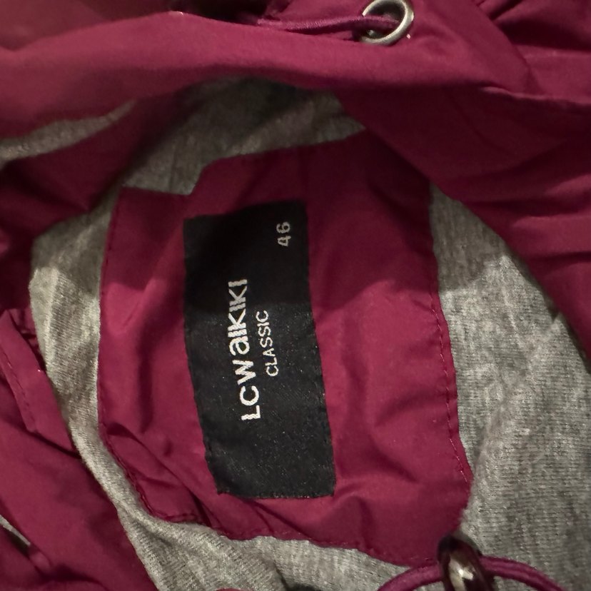 Lc Waikiki Bordo Kapüşonlu Kadın Ceket Yagmurluk - Görsel 3