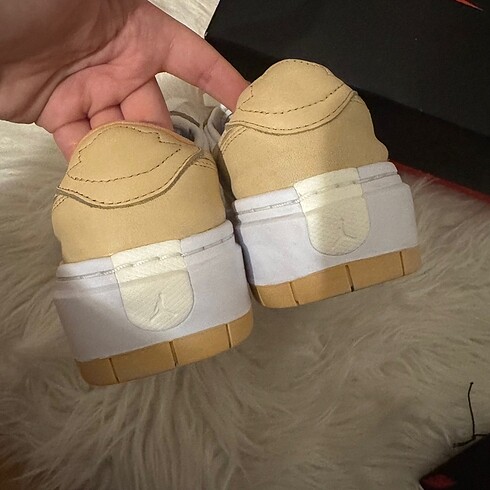 37,5 Beden Nike Air Jordan Elevate Low 1 Coconut Milk