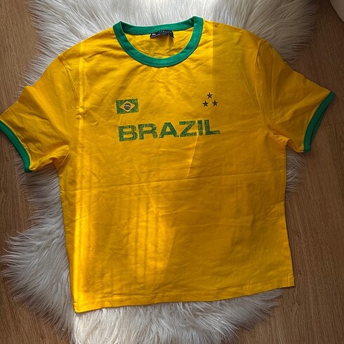 Asos Brazil ???????? Sari Tisort
