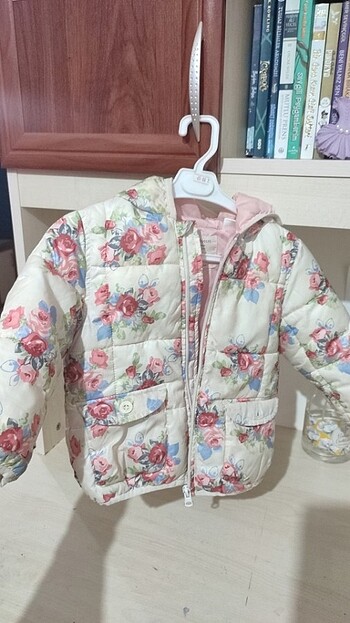 Zara Mont , yağmurluk