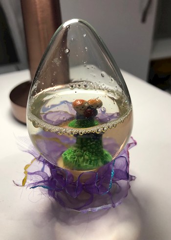 Mor Detaylı Renkli Figürlü Süs  Küre - Görsel 2