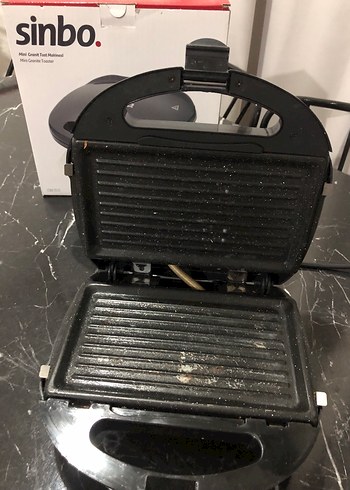 Sinbo Siyah Mini Tost Makinesi - Görsel 3