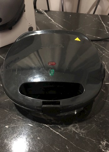 Sinbo Siyah Mini Tost Makinesi - Görsel 2