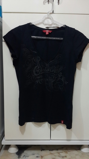 siyah tshirt