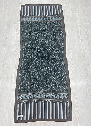 Çiçek desenli pamuklu şal 