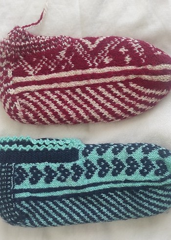 Zara Renkli Nakışlı Örgü Kadın Ev Terliği