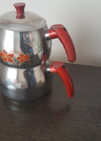 Beden kırmızı Renk Çelik Çaydanlik
