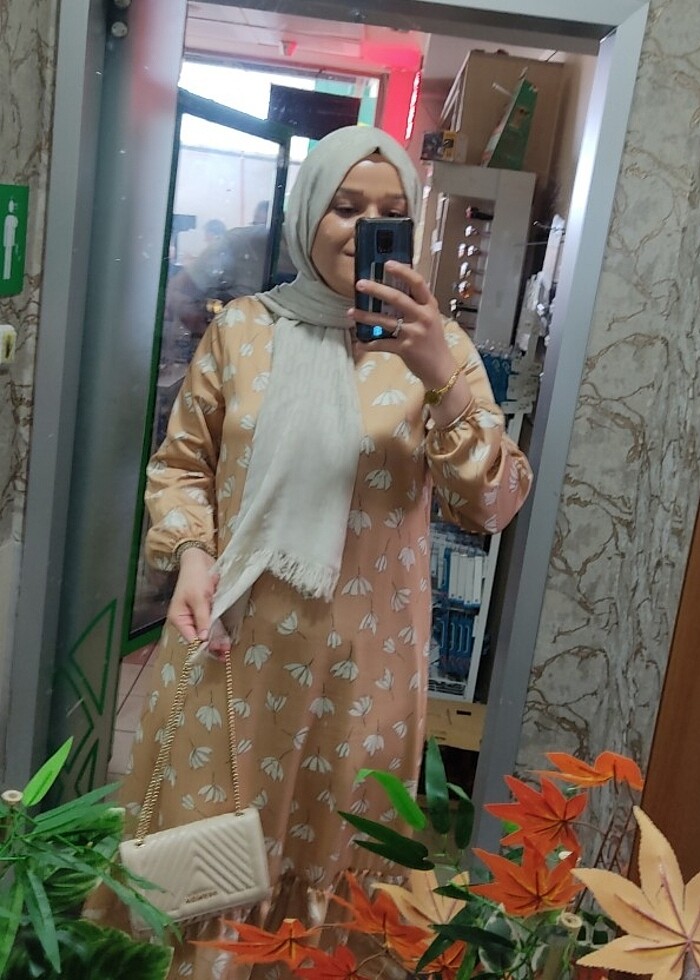 Elbise bej rengi  - Görsel 3