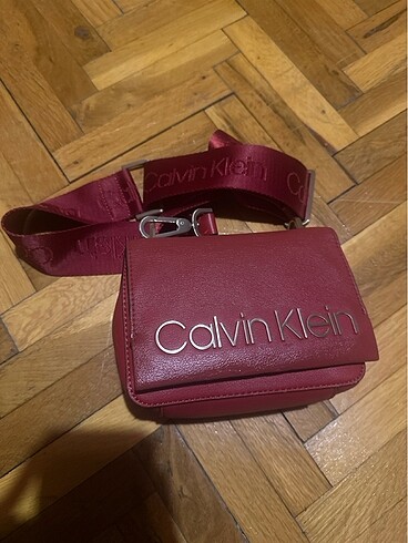 Calvin klein canta