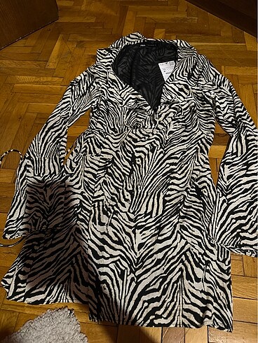 xs Beden Zara elbise