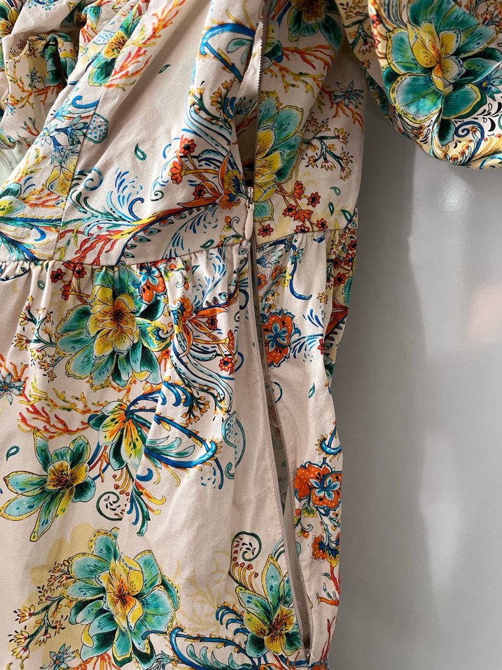 Çiçek Desenli Balon Kollu Mini Elbise - Görsel 4