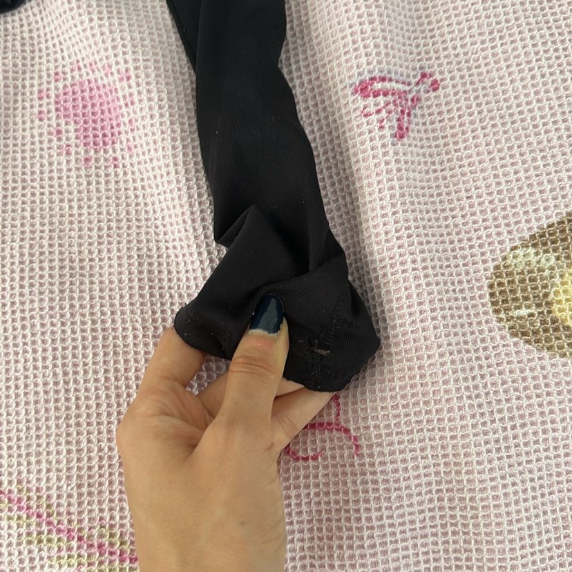 sırt dekolteli detaylı ipli bluz - Görsel 4