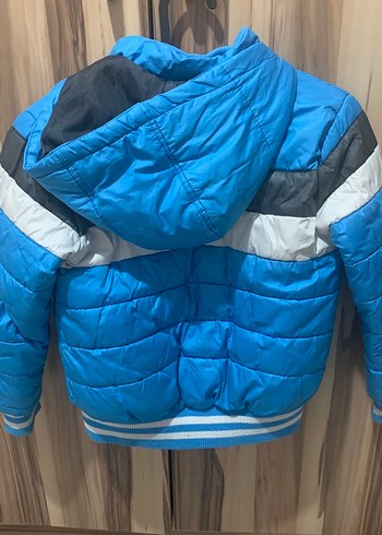 Mavi ve Gri Baskılı Fermuarlı Erkek Mont - Görsel 4