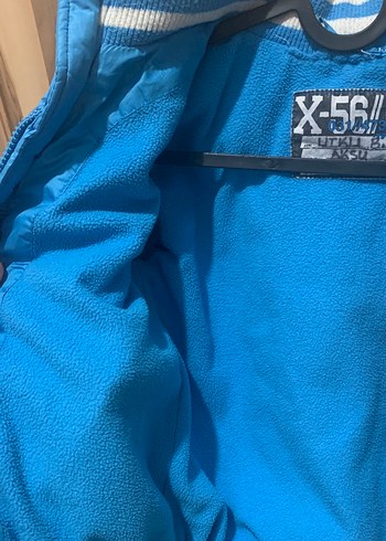 Mavi ve Gri Baskılı Fermuarlı Erkek Mont - Görsel 2