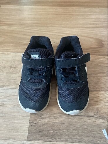 Nike sandalet 23 numara